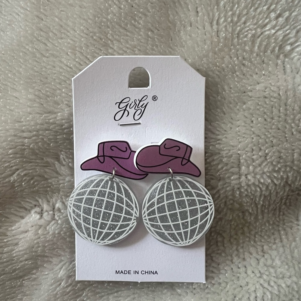 Pink cowgirl hat & Silver Disco Ball earrings